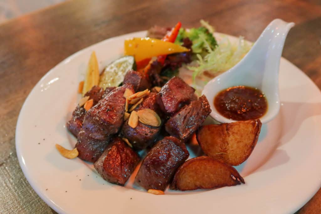 Range Bistrokaya 鐵板精肉餐酒館 澳洲和牛板腱牛排