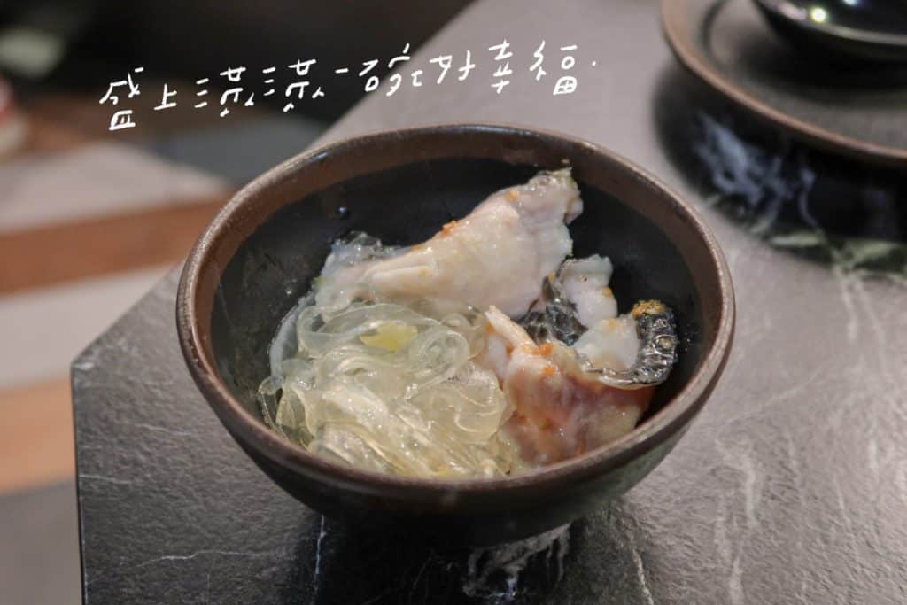 刁民酸菜魚 信義店 秘罈酸菜魚 烏體魚肉＆寬冬粉