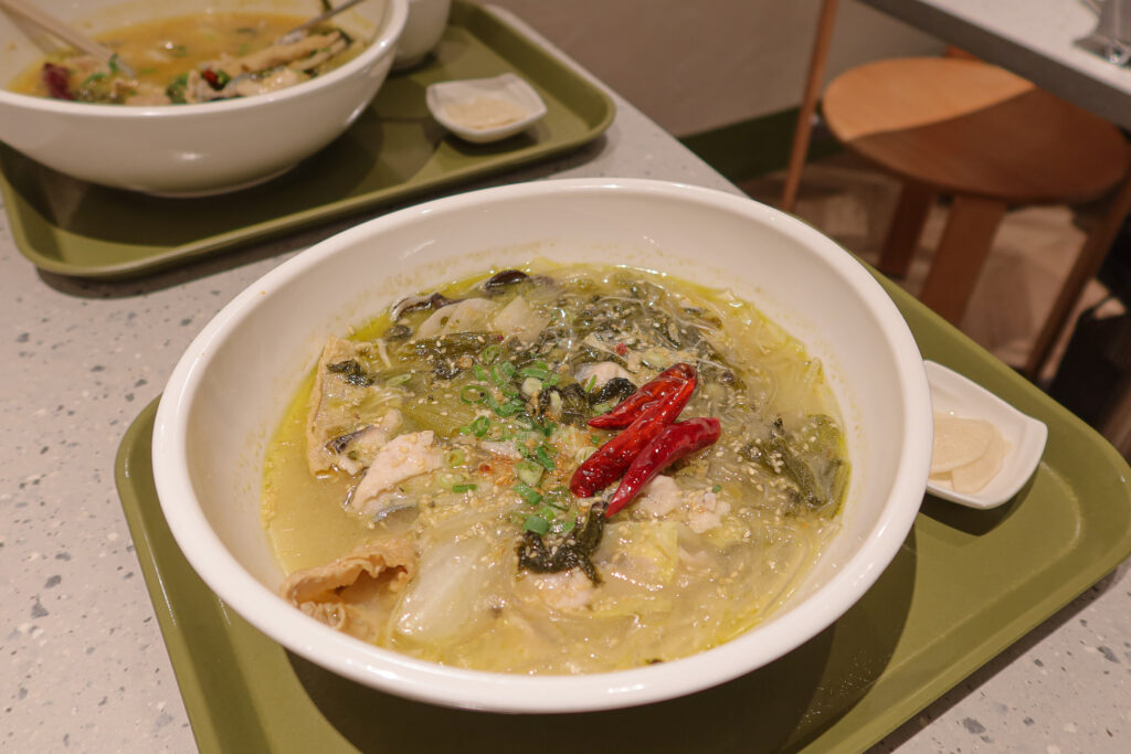 湯湯酸菜魚製所 延吉街美食 東區美食 經典酸菜魚