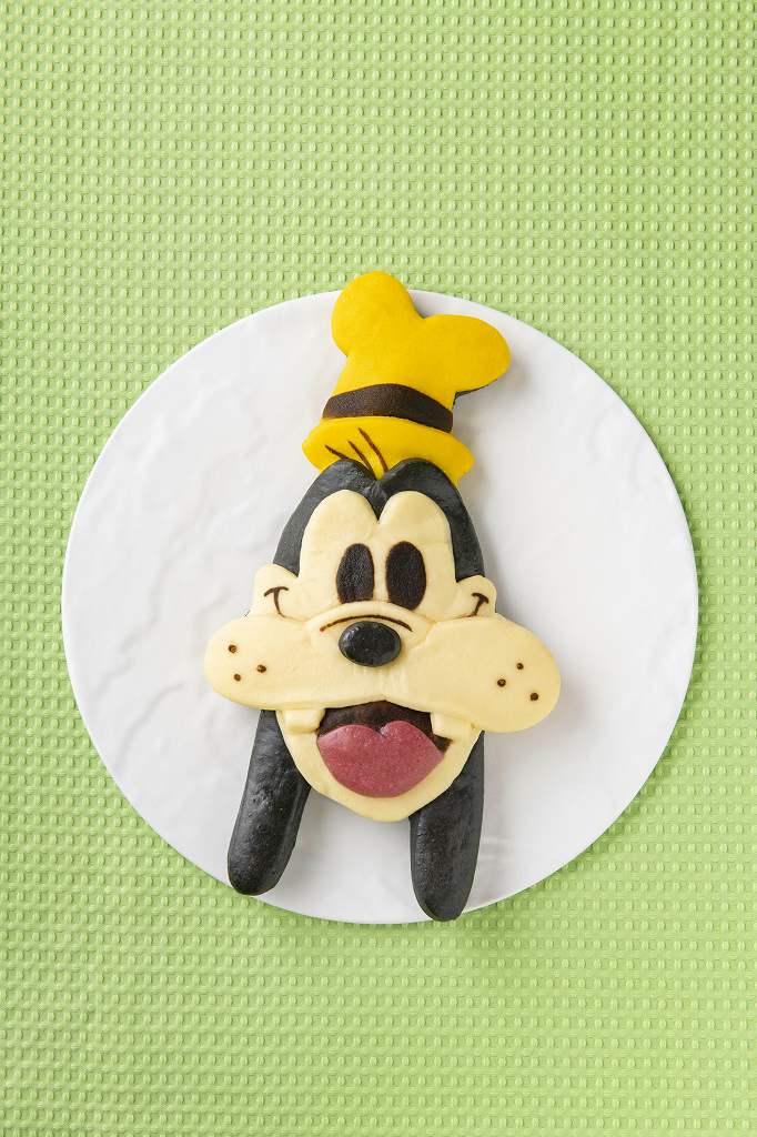 東京迪士尼大使飯店(Disney Ambassador Hotel) 滴答餐車 高飛造型麵包