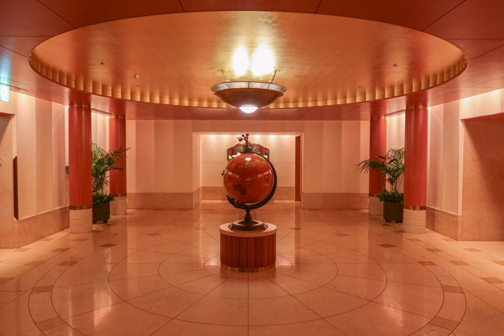 東京迪士尼大使飯店(Disney Ambassador Hotel) 大廳