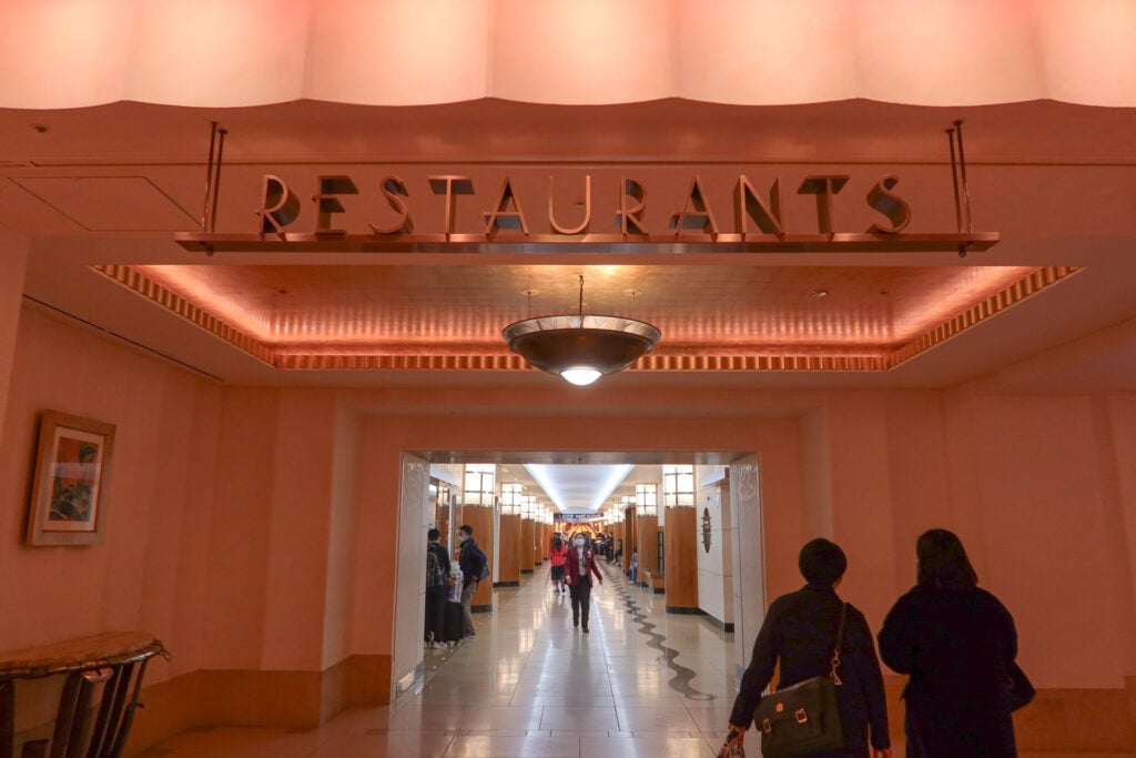 大廚米奇 Chef Mickey シェフ・ミッキー 飯店走廊