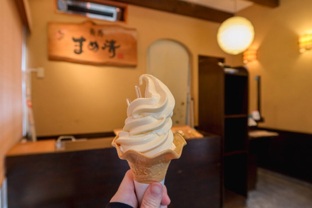 有馬まめ清 豆乳口味霜淇淋 近照