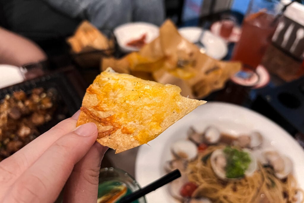 AWT Bistro下班後餐酒館 起司玉米脆片不錯吃