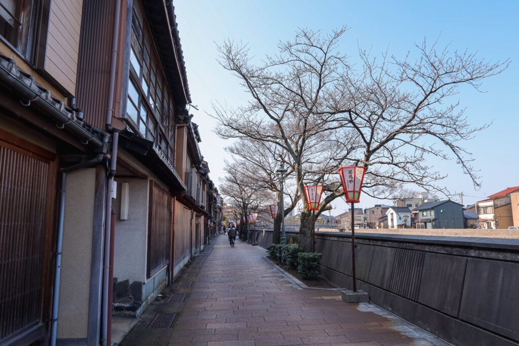 主計町茶屋街 剛開始走的感覺