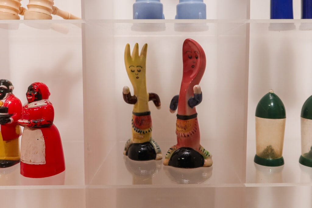 有馬溫泉 鹽與胡椒罐博物館 湯匙與叉穿草裙胡椒罐