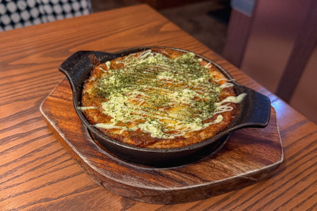 紀紀花 打卡贈送的焗烤山藥鐵板