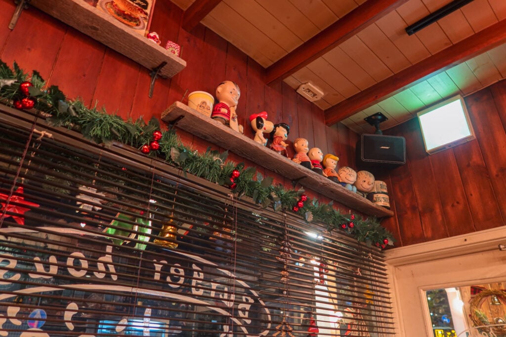 橫濱 codies 漢堡 史努比娃娃