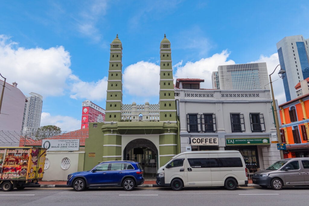 詹美回教堂 正面建築