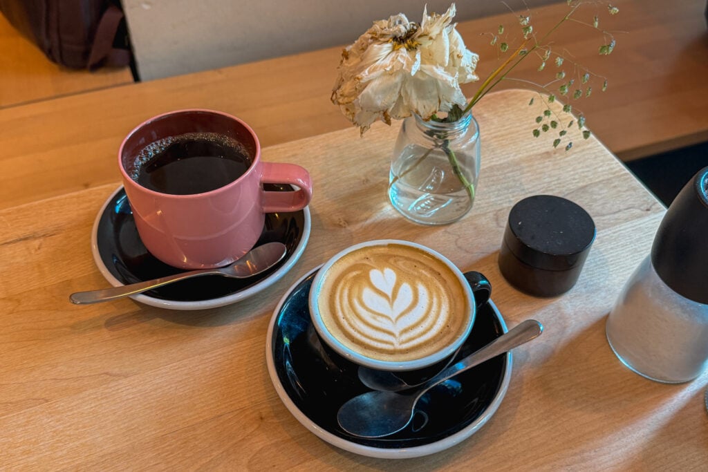 德國漢堡 Marshall Street Coffee Batch Brew（滴濾式咖啡）及拿鐵